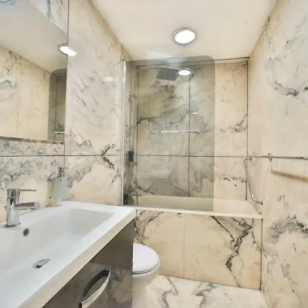 Appartement Full Equipped Charming Apt Istanboel